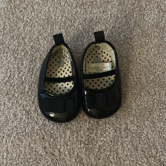 Carter’s black baby shoes size 1 like new great condition. - Picture 2 of 5